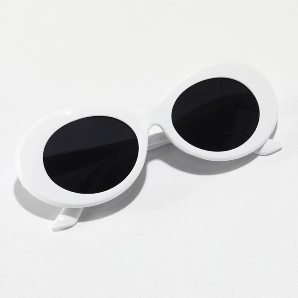 Oval Retro Sunglasses - Picture 1 of 4